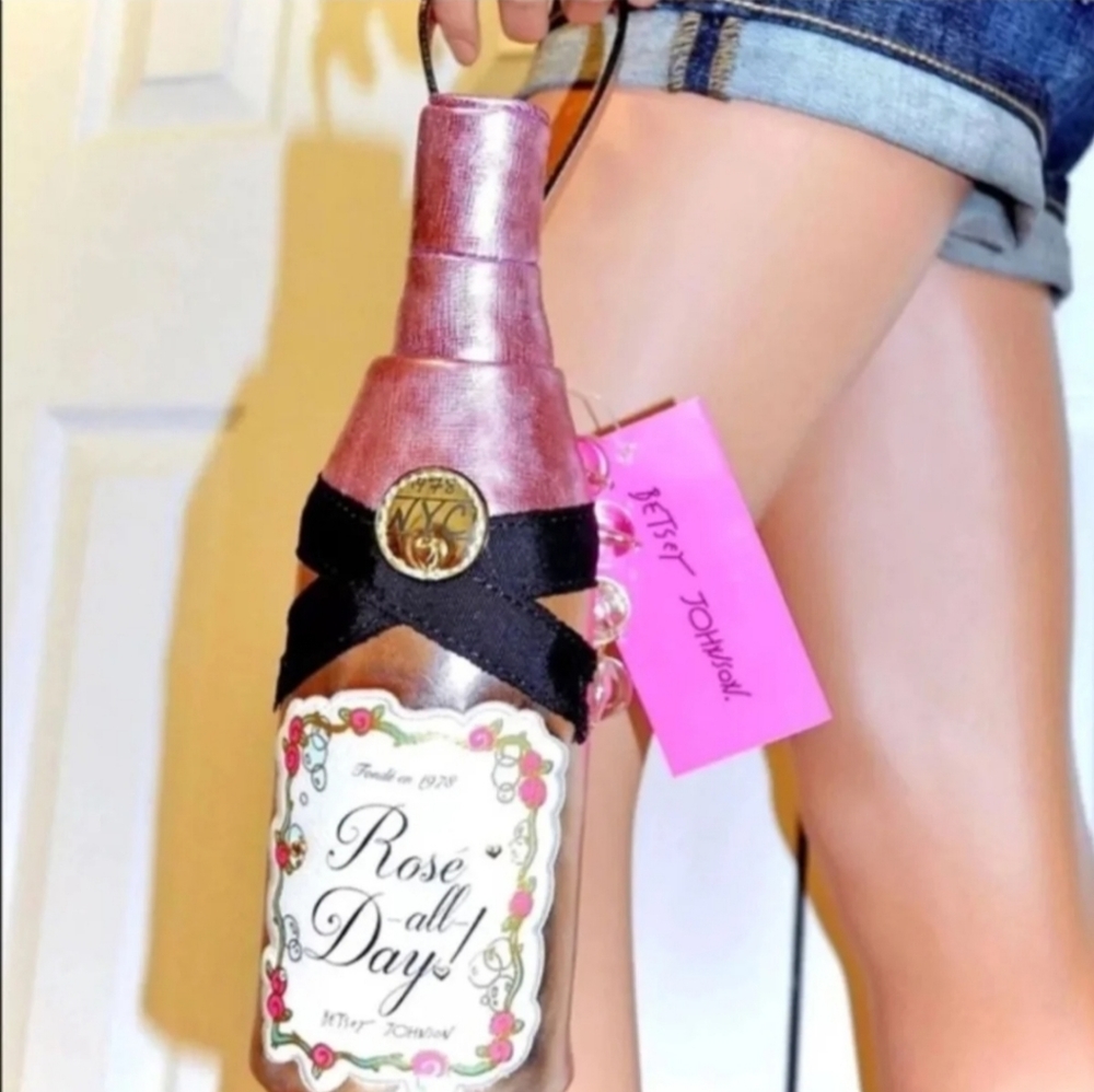 Betsey johnson rose wine bottle wristlet